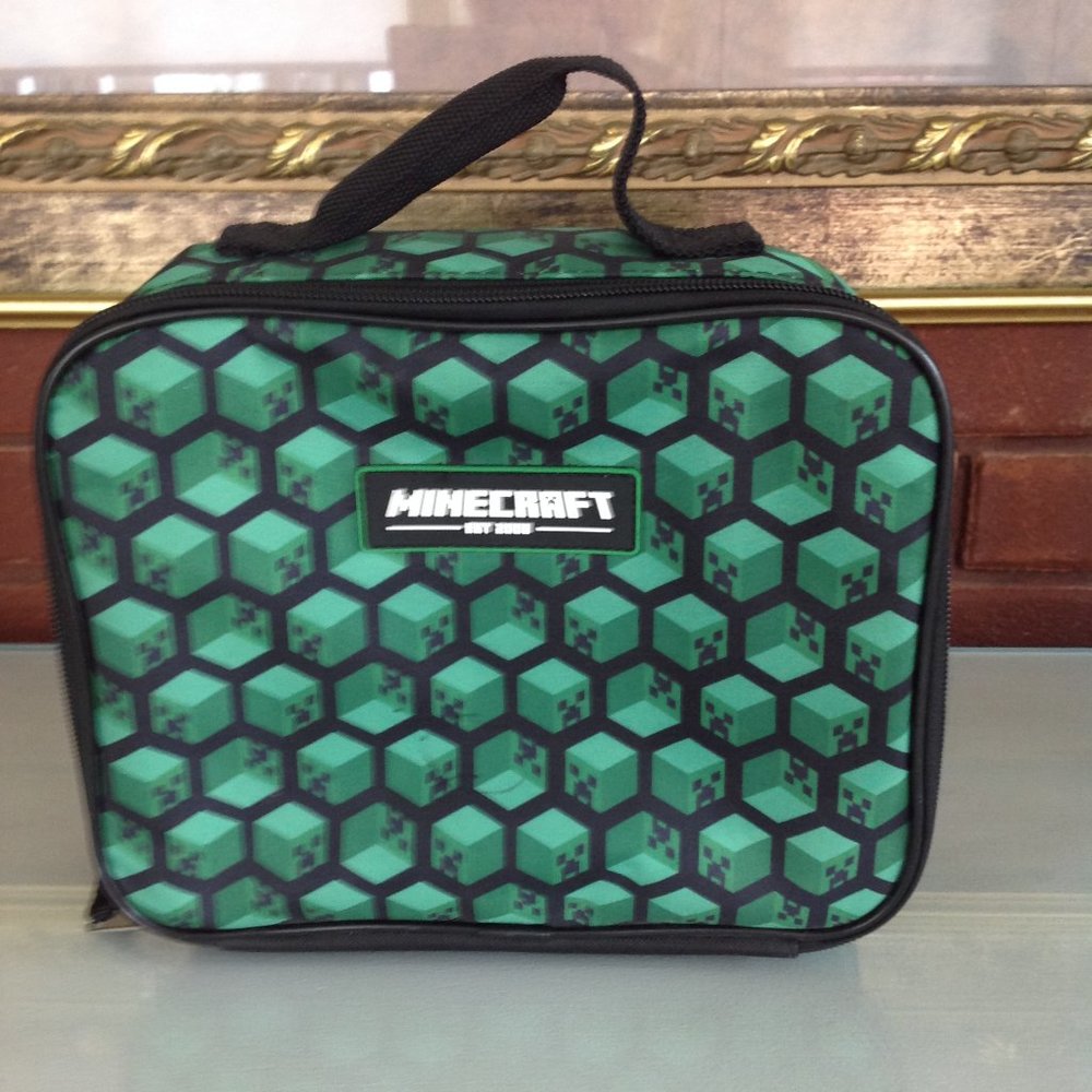 Minecraft Lunch Kit - Picture 2 of 7